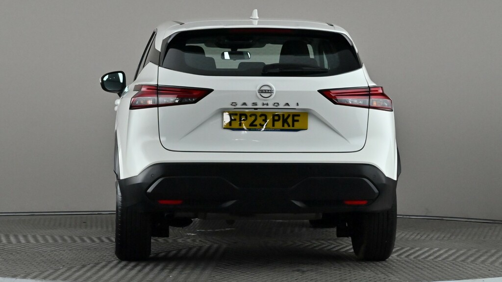 Nissan Qashqai 1.3 Dig-t Mh Acenta Premium FP23PKF White #5