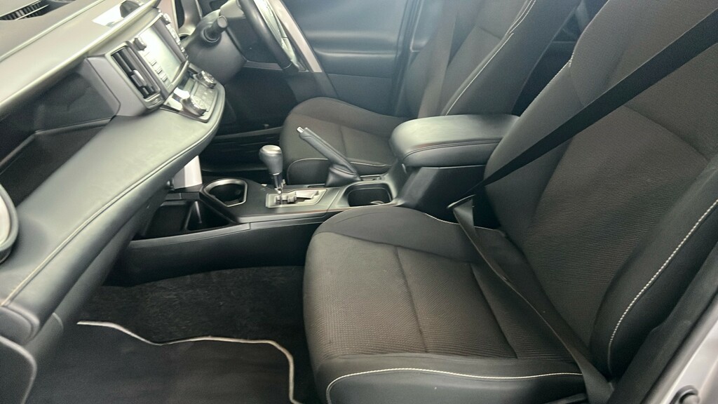 Toyota Rav 4 2.5 Hybrid Icon Tech Fwd 5-Dr Black #17