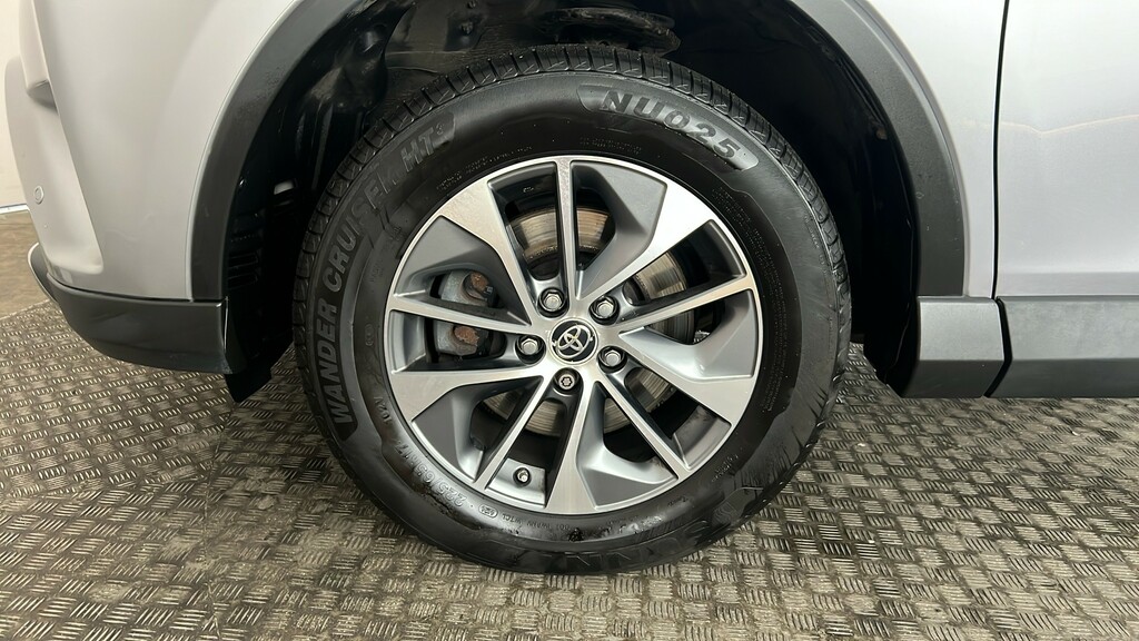 Toyota Rav 4 2.5 Hybrid Icon Tech Fwd 5-Dr Black #19