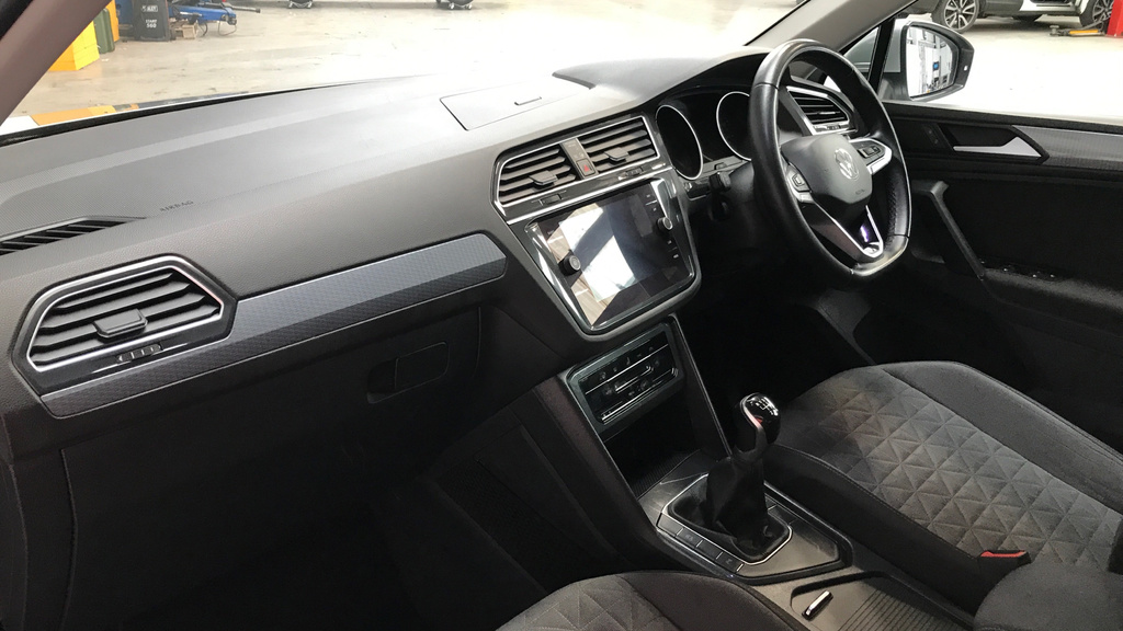 Volkswagen Tiguan Tdi 4Motion Dsg Match White #23