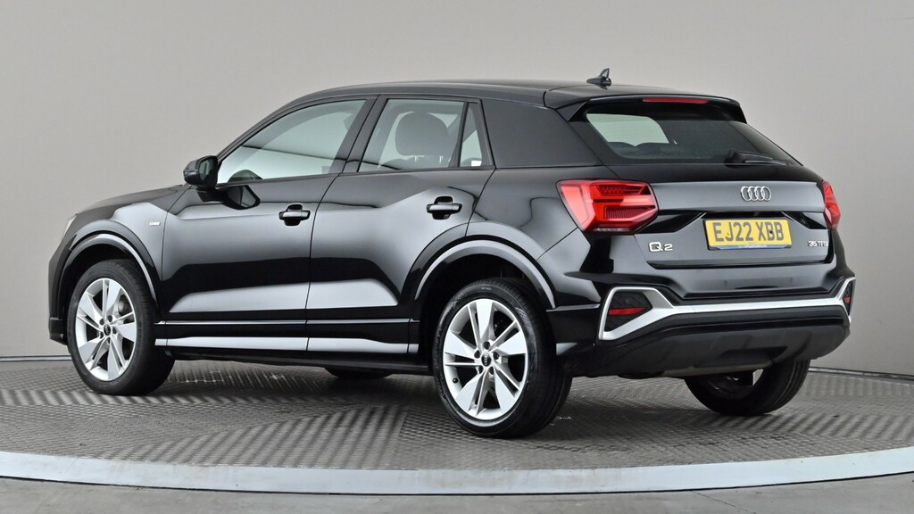 Audi Q2 35 Tfsi S Line S Tronic Black #4