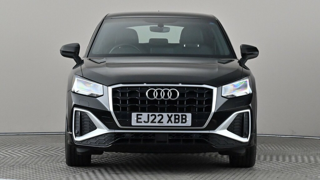 Audi Q2 35 Tfsi S Line S Tronic Black #2