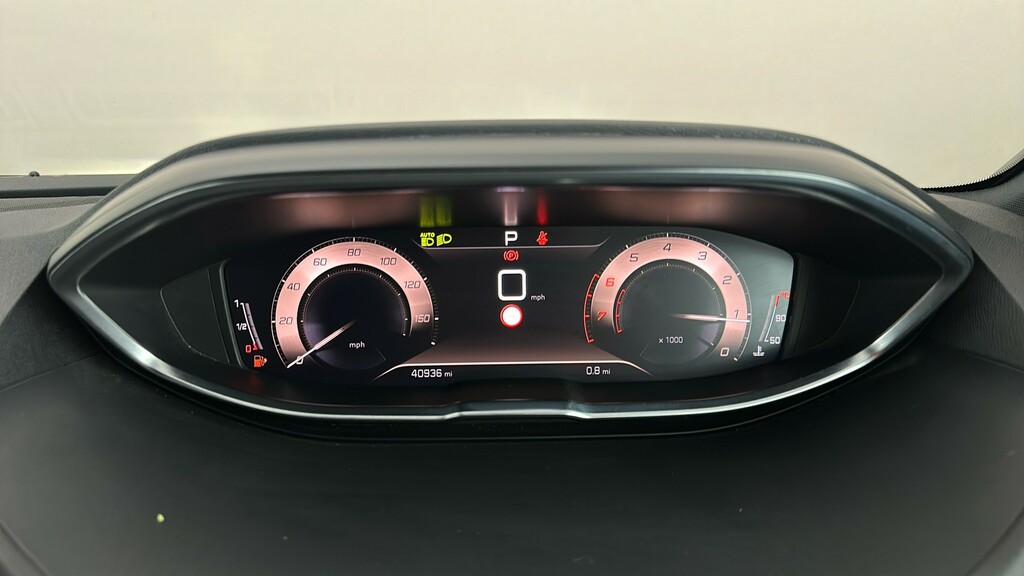 Peugeot 5008 1.2 Puretech Allure Eat8 #15