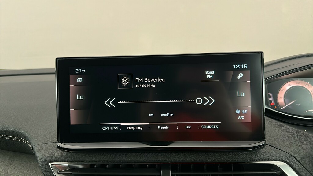 Peugeot 5008 1.2 Puretech Allure Eat8 #35