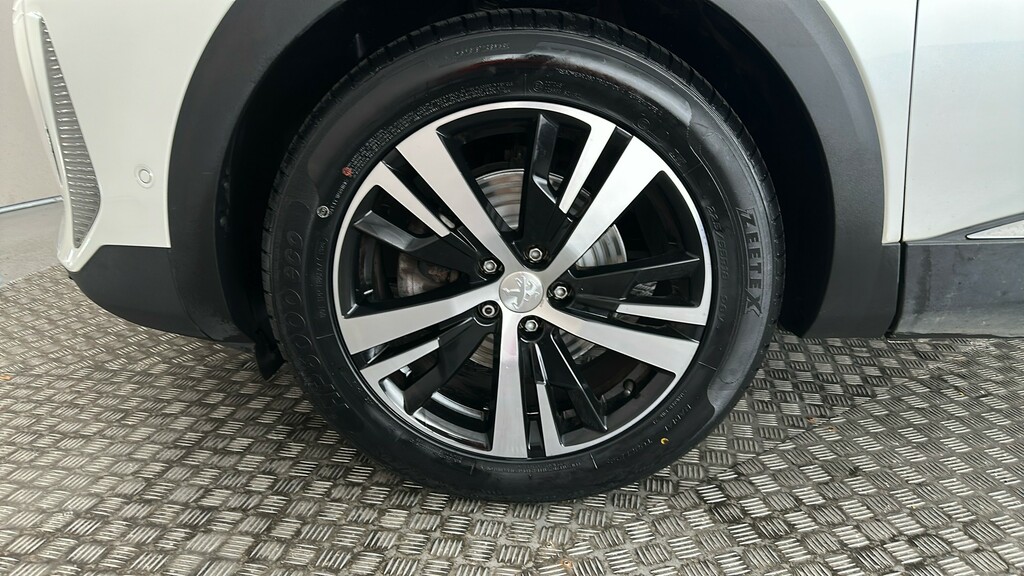 Peugeot 5008 1.2 Puretech Allure Eat8 #19