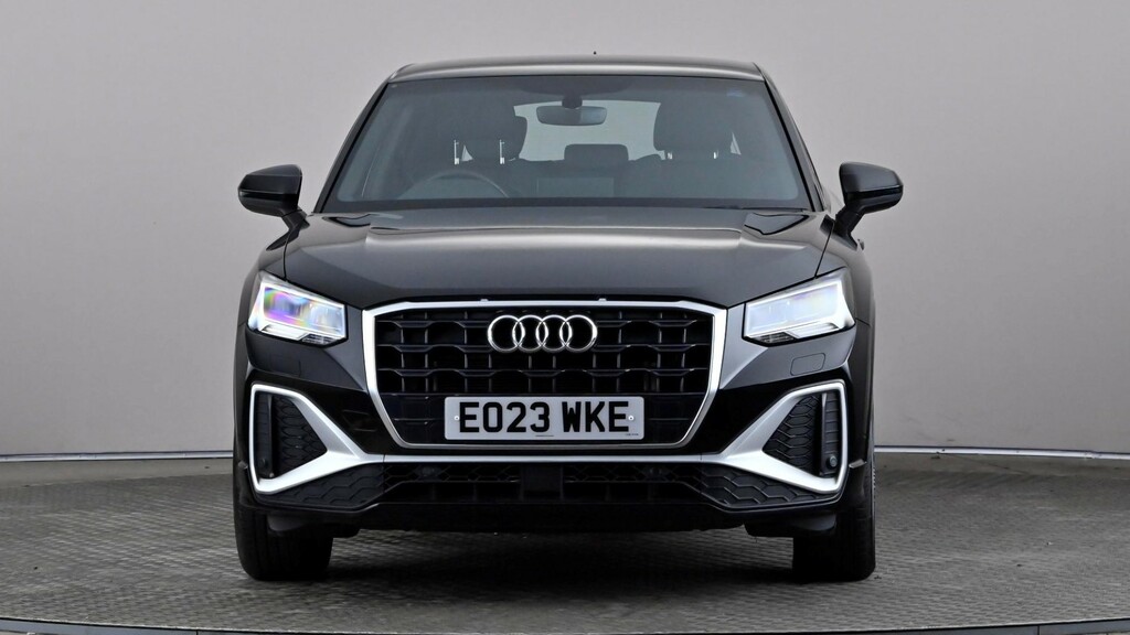 Audi Q2 35 Tfsi S Line S Tronic Black #2