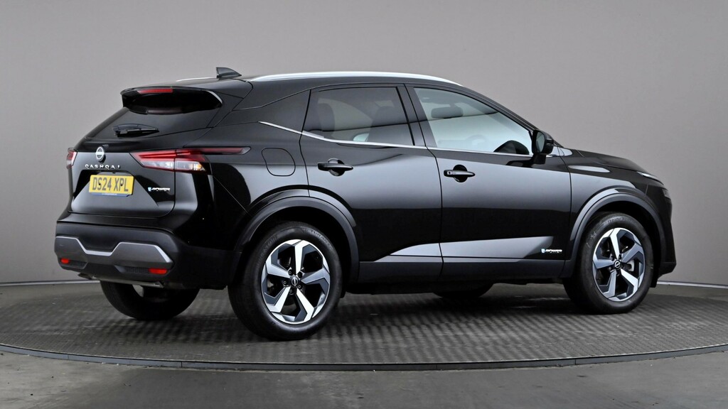 Nissan Qashqai 1.5 E-power N-connecta Glass Roof Black #6