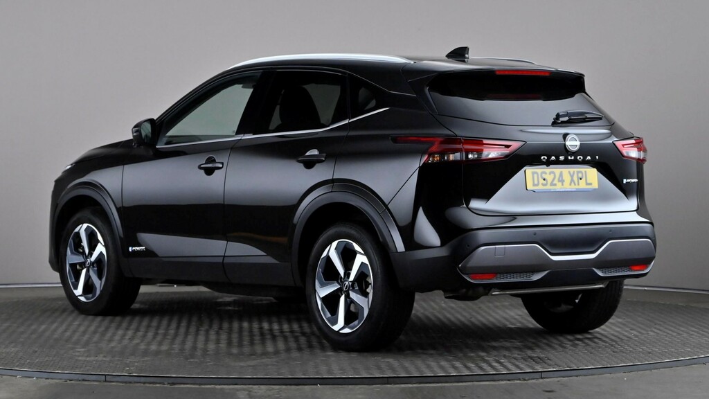 Nissan Qashqai 1.5 E-power N-connecta Glass Roof Black #4