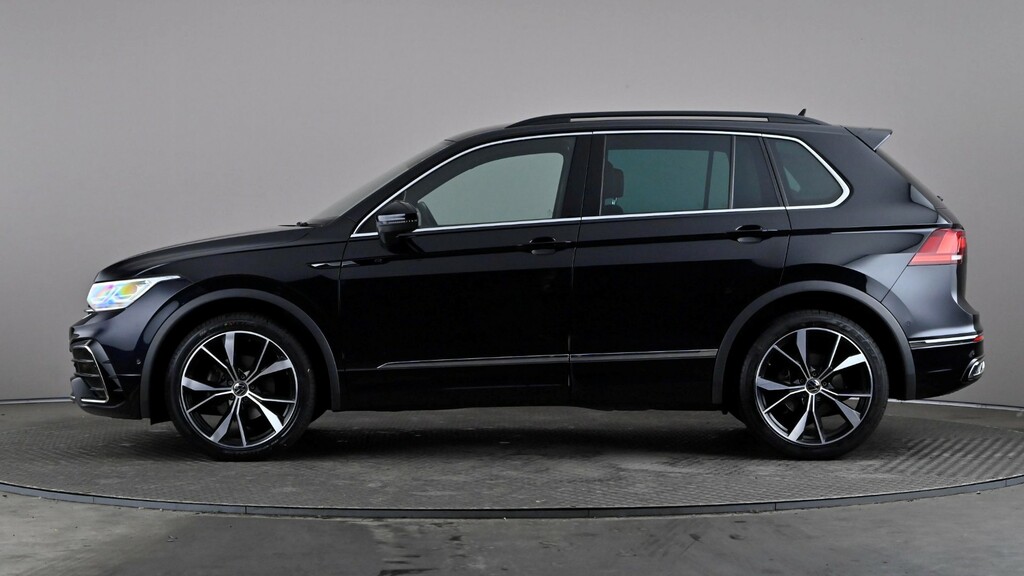 Volkswagen Tiguan 1.5 Tsi 150 R-line Dsg Black #3