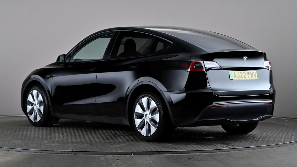 Tesla Model Y Long Range Awd Black #4