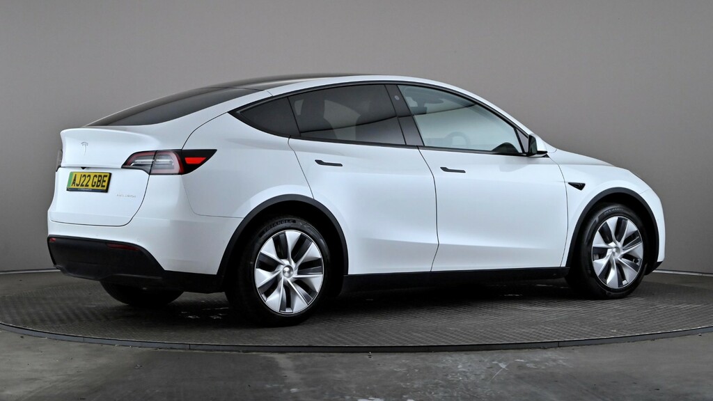 Tesla Model Y Long Range Awd AJ22GBE White #6
