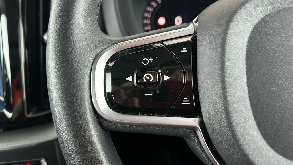 Volvo XC60 2.0 T6 350 Rc Phev Plus Dark Awd Geartronic Silver #23