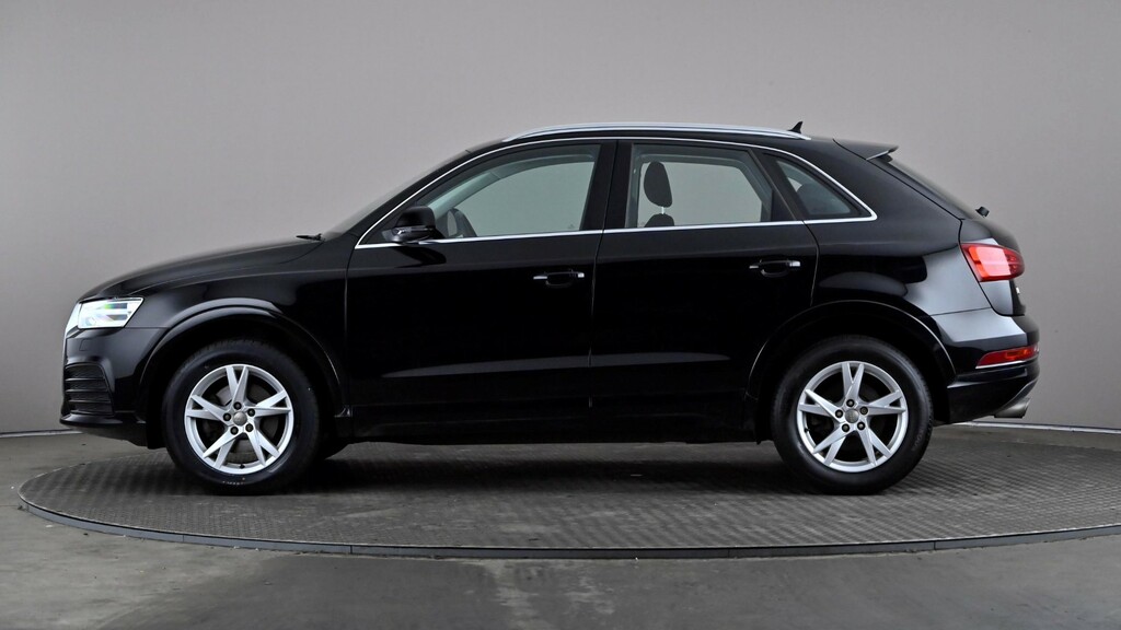 Audi Q3 1.4T Fsi Sport Black #3