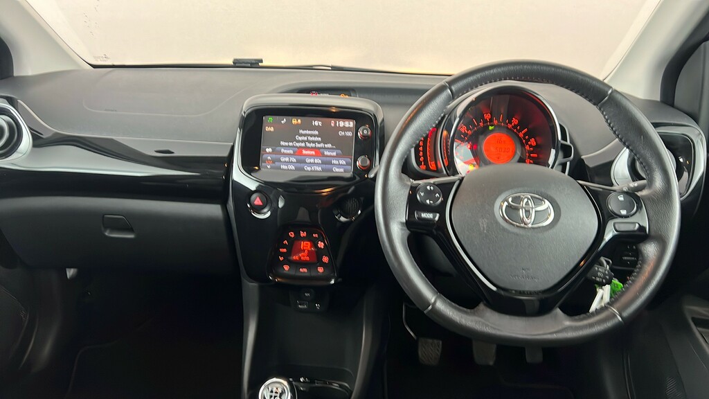 Toyota Aygo Hatchback 1.0 Vvt-i X-play 201818 Red #14