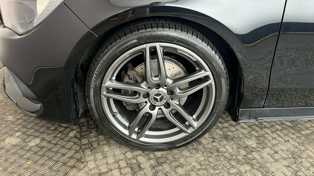 Mercedes-Benz CLA Class 1.6 Cla180 Amg Line Edition Coupe Manua White #18