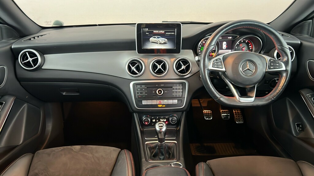 Mercedes-Benz CLA Class 1.6 Cla180 Amg Line Edition Coupe Manua White #13