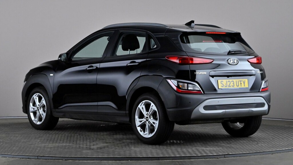 Hyundai Kona 1.0 Tgdi 48V Mhev Se Connect Black #4
