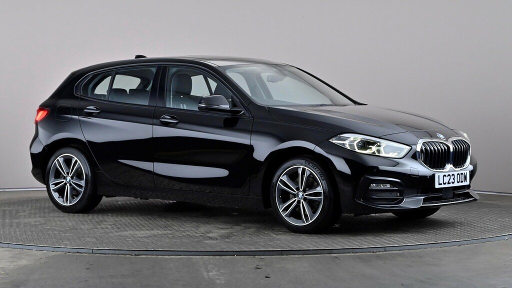 BMW 1 Series 118I 136 Sport Live Cockpit Professional Black