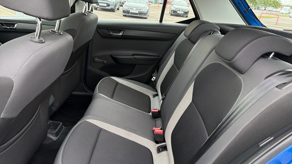 Skoda Fabia Estate 1.0 Tsi Monte Carlo 201818 Blue #14