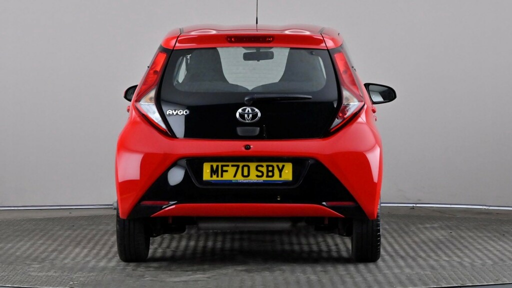 Toyota Aygo 1.0 Vvt-i X-play Red #5