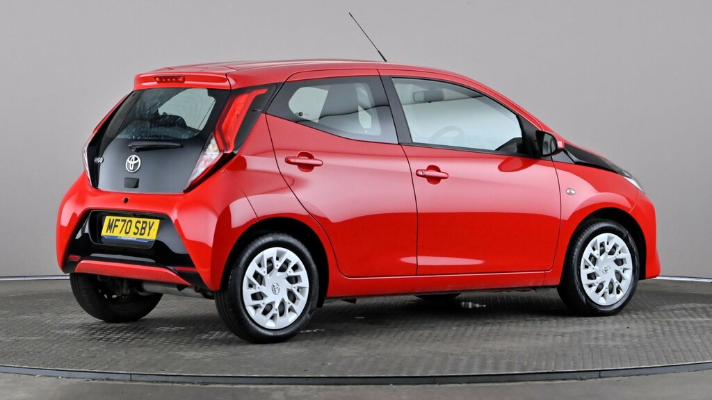 Toyota Aygo 1.0 Vvt-i X-play Red #6