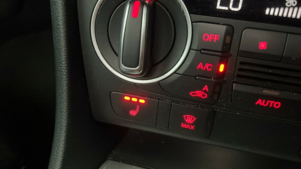 Audi Q3 2.0 Tdi Se Panroof Nav 35 Tax Ulez H Black #26