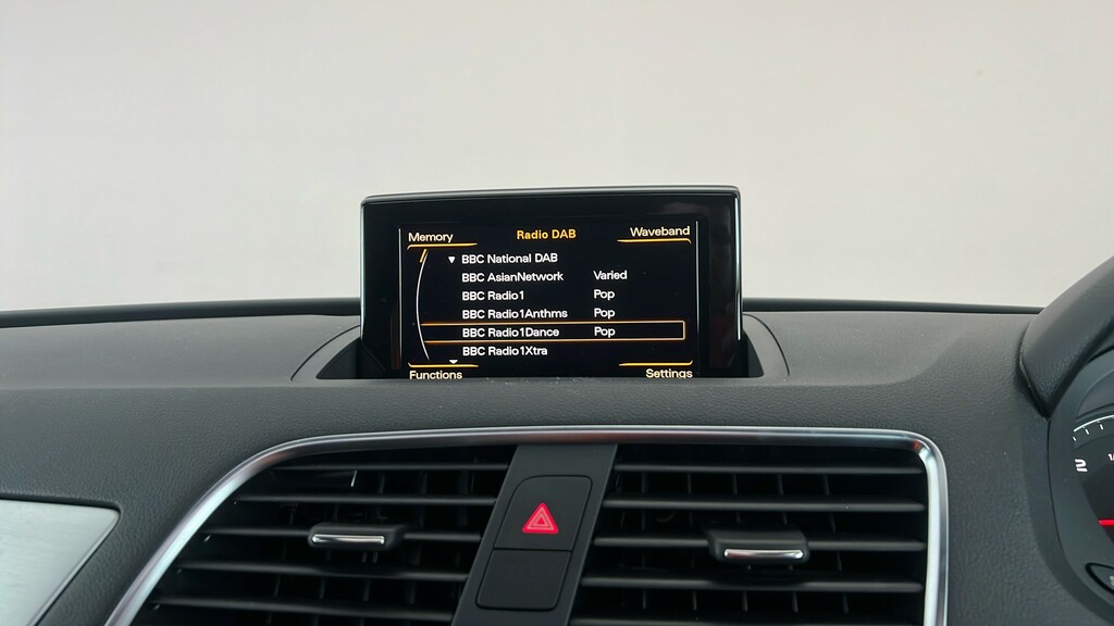 Audi Q3 2.0 Tdi Se Panroof Nav 35 Tax Ulez H Black #25