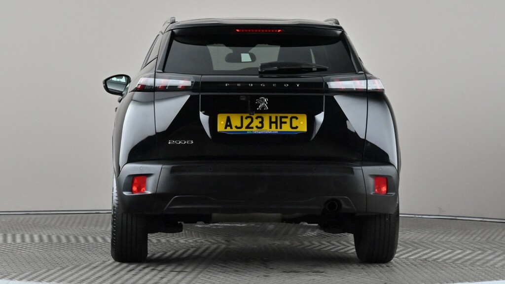 Peugeot 2008 1.2 Puretech Allure Premium Black #5
