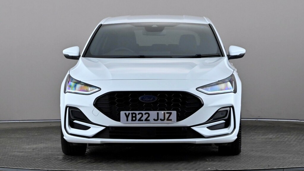 Ford Focus 1.0 Ecoboost 125 St-line Edition YB22JJZ White #2