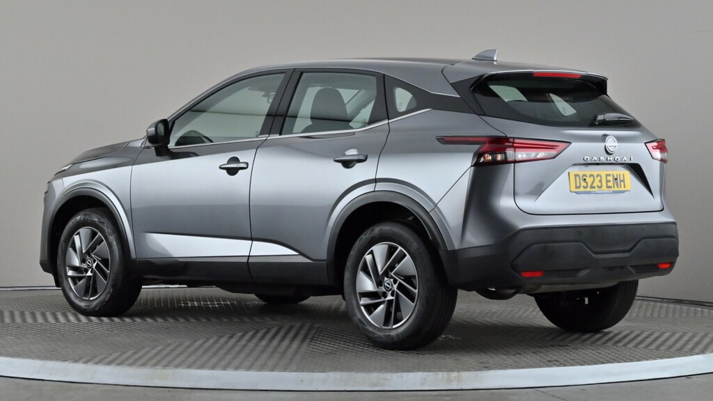 Nissan Qashqai 1.3 Dig-t Mh 158 Acenta Premium Xtronic Grey #4