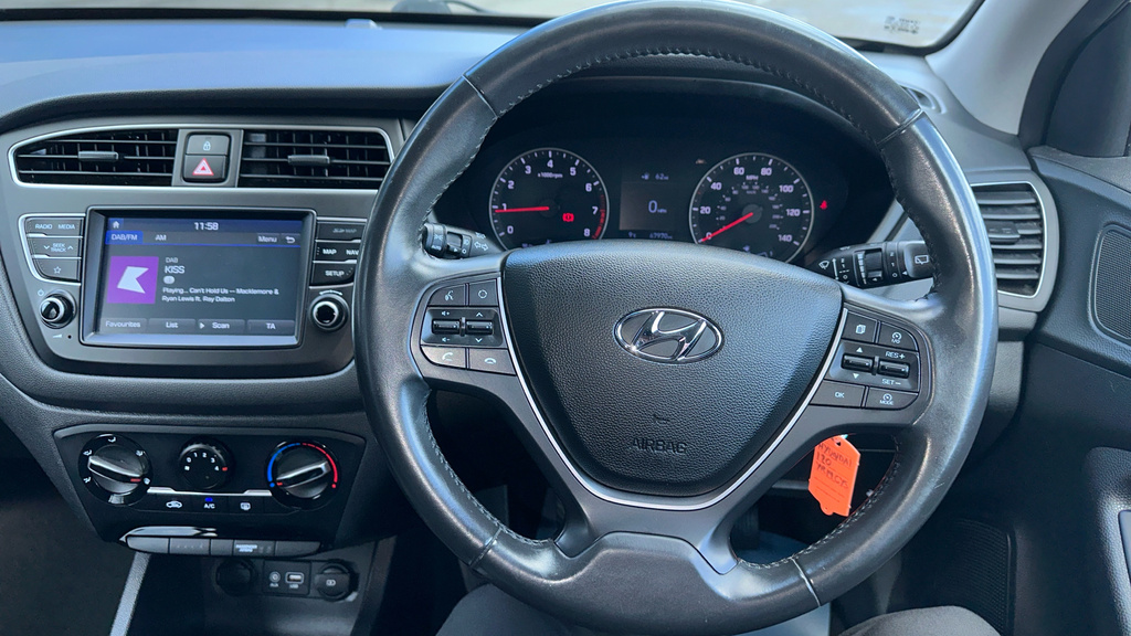 Hyundai I20 1.0 T-gdi Se Isg 100Ps Red #17