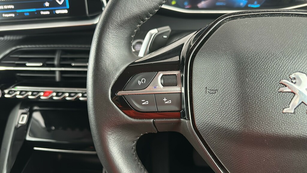 Peugeot 208 1.2 Puretech Gt Hatchback Euro 6 #28