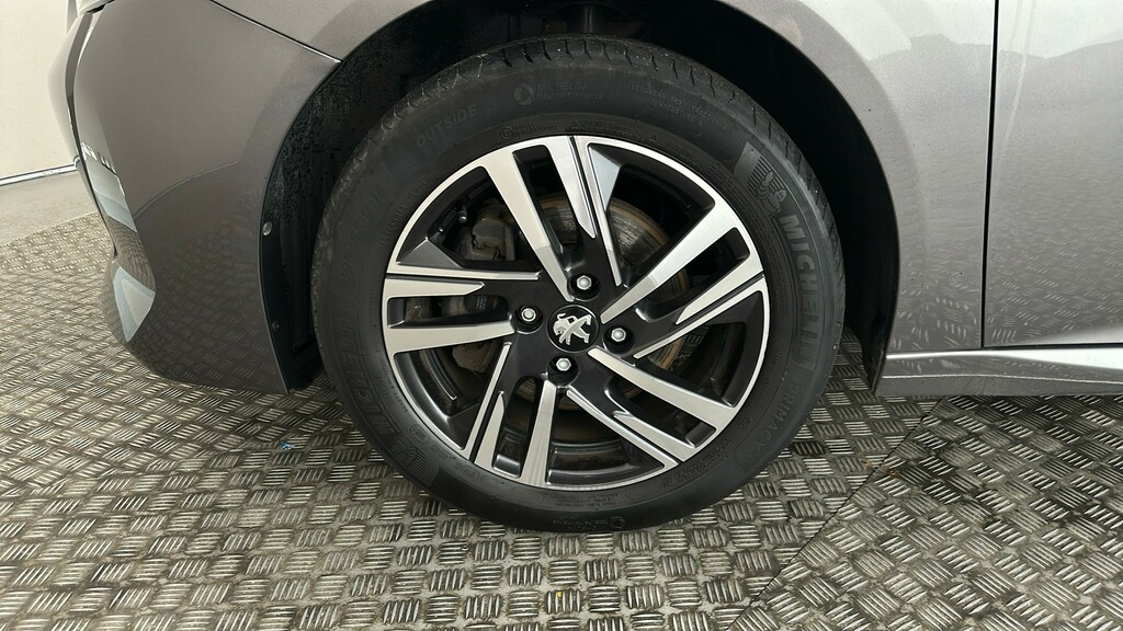 Peugeot 208 1.2 Puretech Gt Hatchback Euro 6 #19
