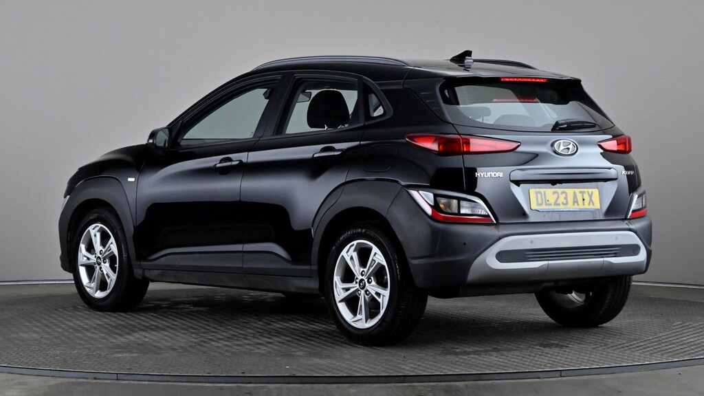 Hyundai Kona 1.0 Tgdi 48V Mhev Se Connect Black #4