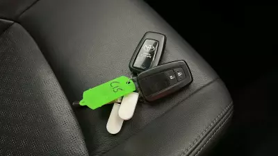Toyota C-Hr 1.8 Hybrid Icon Cvt #23