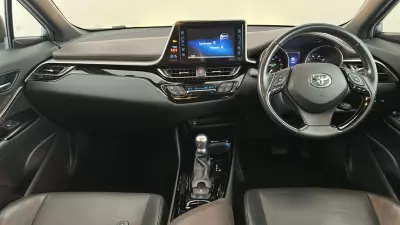 Toyota C-Hr 1.8 Hybrid Icon Cvt #13