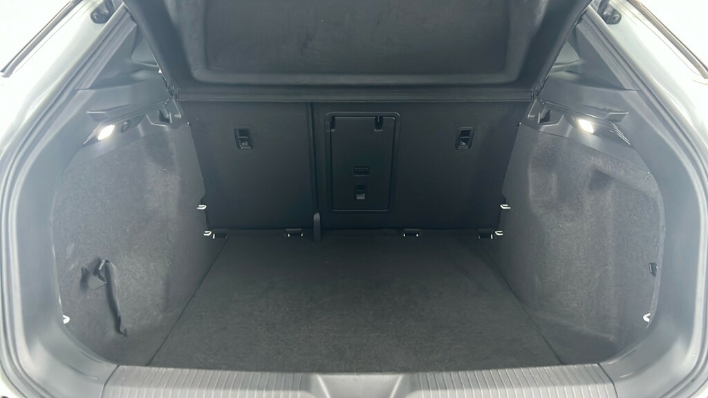 Volkswagen ID.4 128Kw Life Pro 77Kwh 135Kw Ch Grey #23