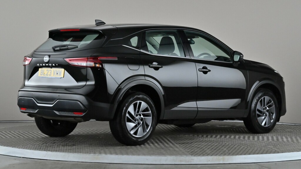 Nissan Qashqai 1.3 Dig-t Mh Acenta Premium Black #6