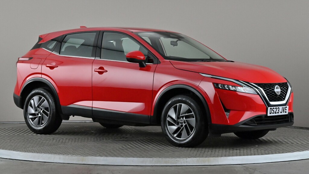 Nissan Qashqai 1.3 Dig-t Mh 158 Acenta Premium Xtronic Red