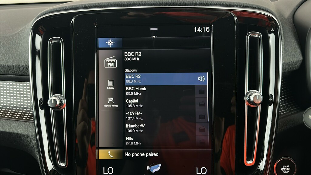 Volvo XC40 D3 Momentum Led, Rear Park Assist, Cruise White #23