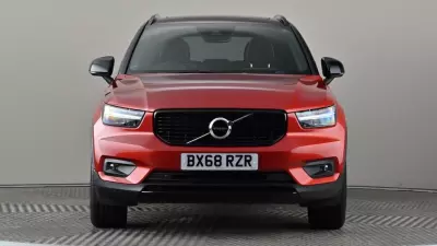 Volvo XC40 1.5 T3 Momentum Pro Suv Ss Blue #2