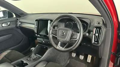 Volvo XC40 1.5 T3 Momentum Pro Suv Ss Blue #32