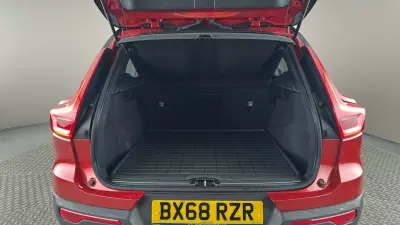 Volvo XC40 1.5 T3 Momentum Pro Suv Ss Blue #22