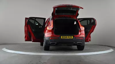 Volvo XC40 1.5 T3 Momentum Pro Suv Ss Blue #11