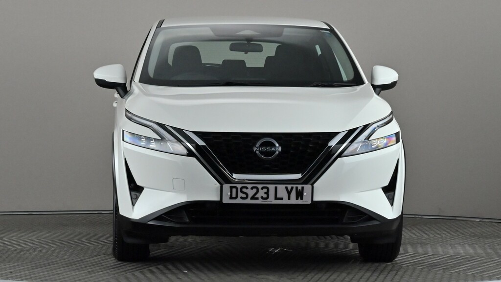 Nissan Qashqai 1.3 Dig-t Mh 158 Acenta Premium Xtronic White #2