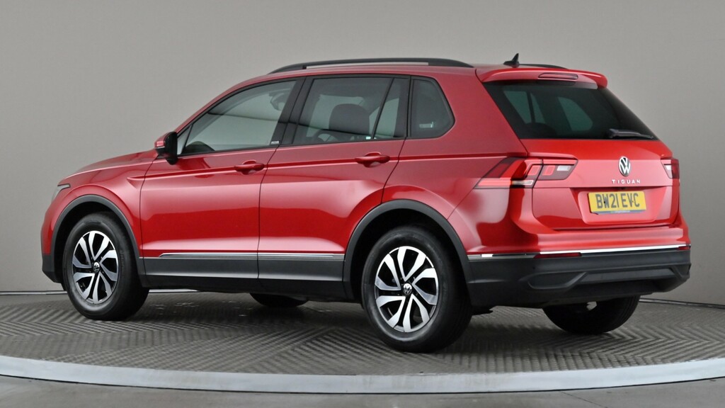 Volkswagen Tiguan 1.5 Tsi 150 Active Red #4