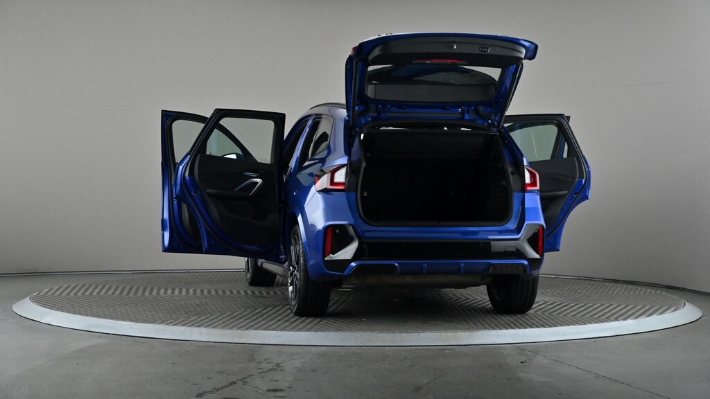 BMW X1 1.5 20I Mht Xline Suv Hybrid Dct Sdrive Blue #11