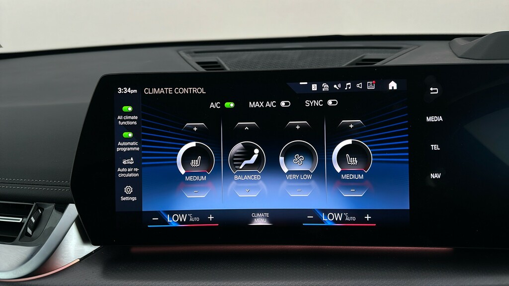 BMW X1 1.5 20I Mht Xline Suv Hybrid Dct Sdrive Blue #34
