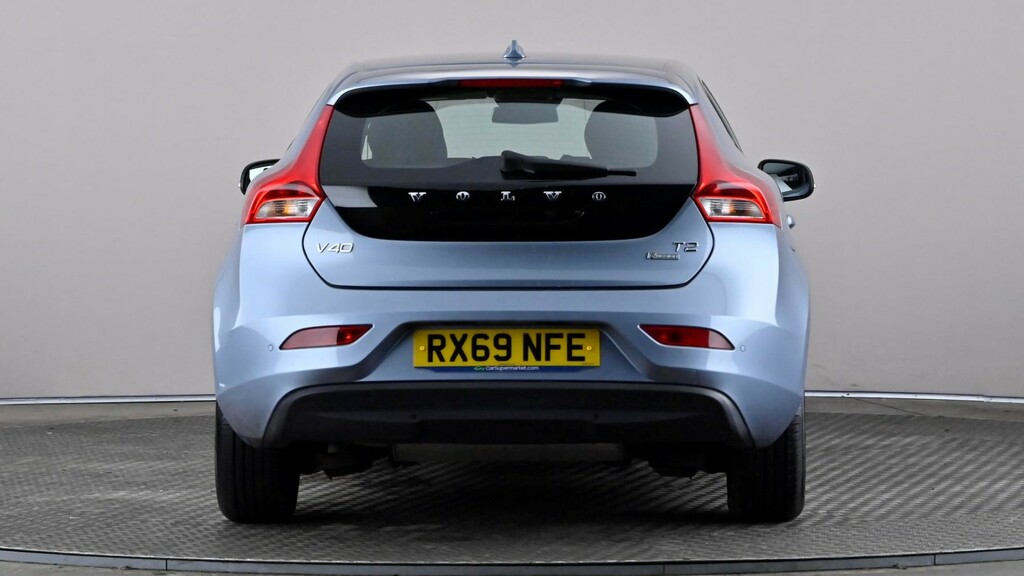 Volvo V40 T2 122 Momentum Edition Blue #5