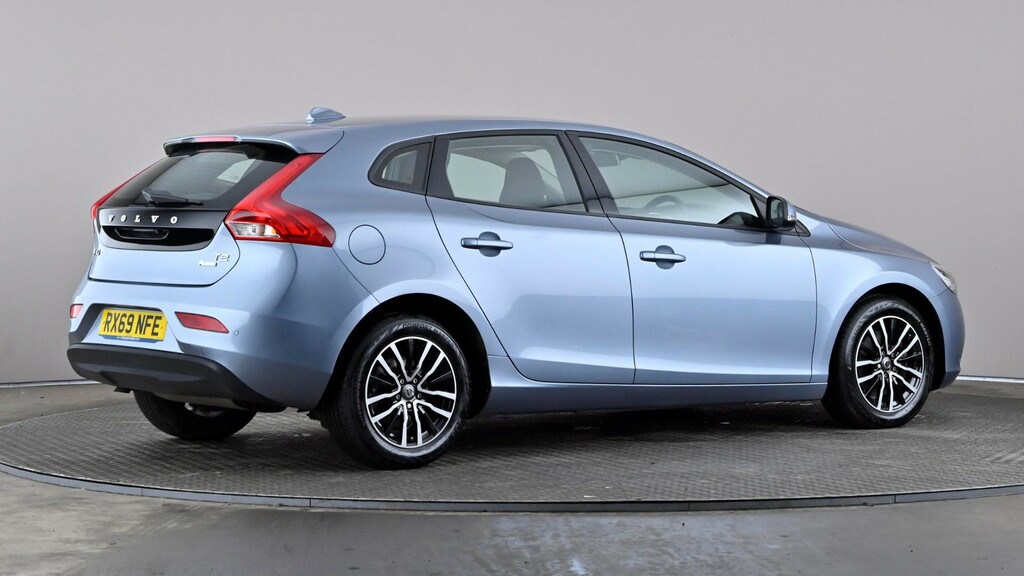 Volvo V40 T2 122 Momentum Edition Blue #6